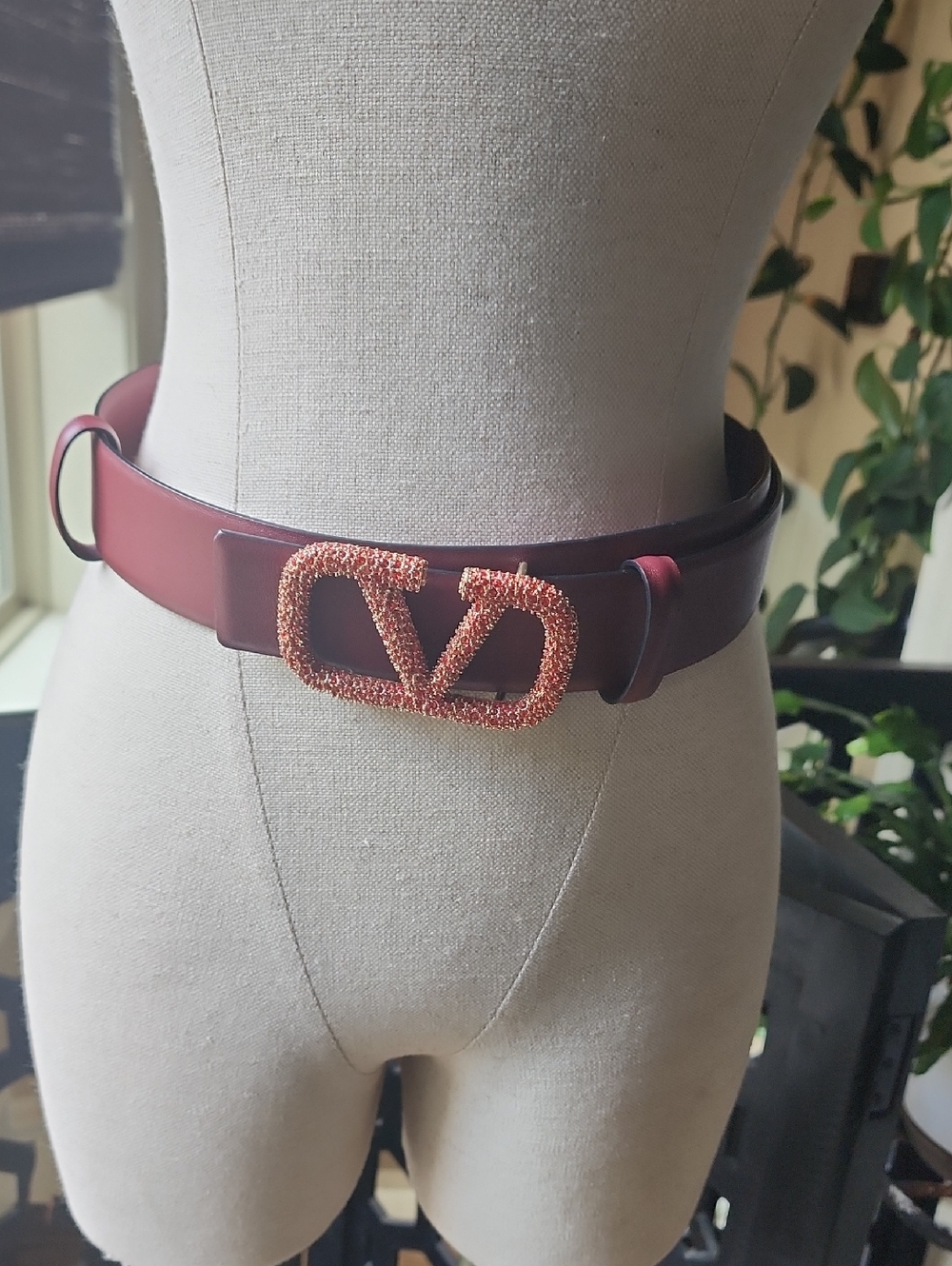 Red Crystal On Gold Logo Buckle Belt -Deep Burgundy Red Leather Designer Style - Picture 2 of 7